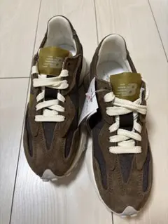 【サイズ24.5】New Balance 327スニーカー ブラウン