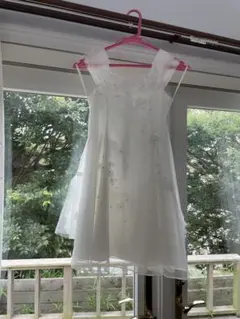 BeBe ドレス ホワイト 130cmのサムネイル