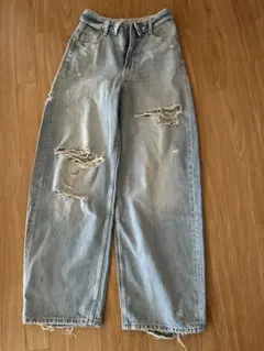 完売品ZARAライトブルーダメージデニムワイドレッグパンツ