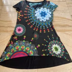 Desigual 半袖カットソー 花柄 ブラック Sのサムネイル