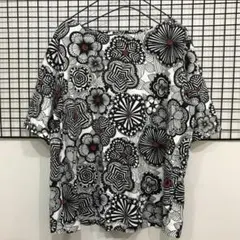 ユニクロ　マリメッココラボTシャツ　XLサイズ