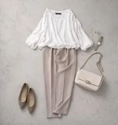 セレモニー　フォーマル　オケージョン　ブラウス　テーパードパンツ　ママスーツ