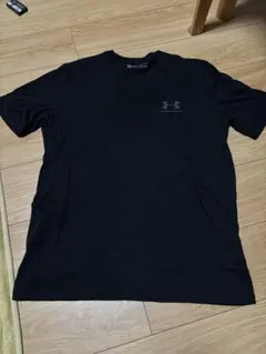 Under Armour HeatGear ブラック Tシャツ LG