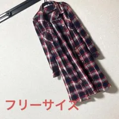 【フリーサイズ】チェック柄 ロングシャツ　ワンピース ネルシャツ 羽織り 赤 紺のサムネイル