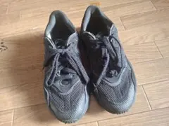 adidas★ OZWEEGO オーズウィーゴ / スニーカー ブラックのサムネイル