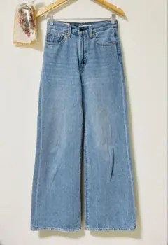 最終お値下げ‼︎【美品】LEVI’S RIBCAGE WIDE LEG デニムのサムネイル