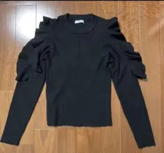 INGNI フリル付き 黒 ニット 長袖