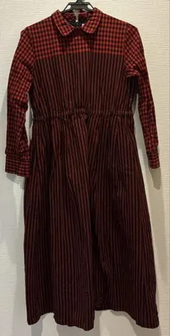 フェリシモ 赤と黒のストライプ 長袖ロングワンピース