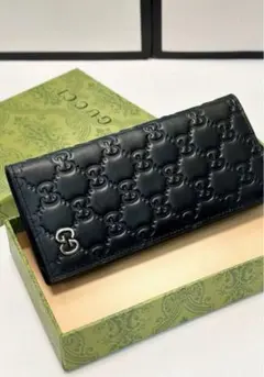 Gucci グッチシマ 定番GGエンボス 二つ折り長財布