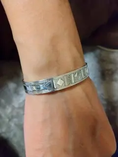 2025年最新】トゥアレグ バングルの人気アイテム - メルカリ