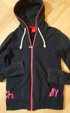tommygirlパーカー
