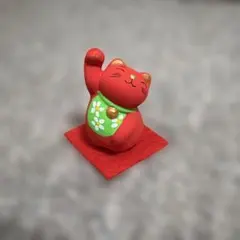 赤い招き猫 陶器製