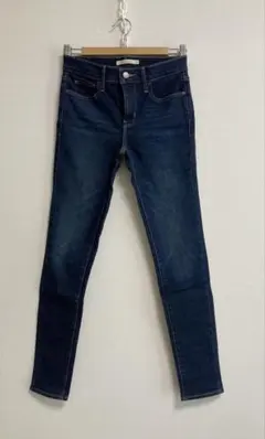 Levi's スキニーデニム ダークブルー　26インチ