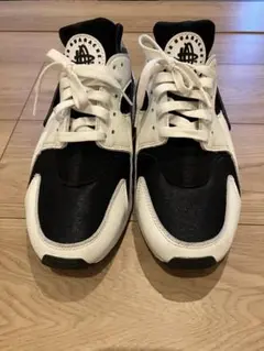 ナイキ エアハラチ　ホワイト/ブラック 27.5cm