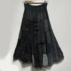 パッチワーク　ベロア刺繍レースフレアスカート ロング丈ヴィンテージのサムネイル