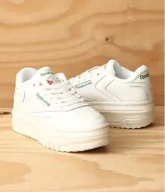 Reebok ホワイト Club C Extra 厚底スニーカー