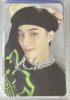 Item thumbnail for item 7ac6167b-3c0a-4936-908a-68166f31346f