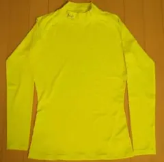 Under Armour 蛍光イエロー 長袖ハイネックアンダーウェア