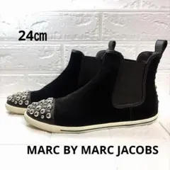 ✨美品✨　MARC BY MARC JACOBSスタッズ サイドゴアブーツのサムネイル