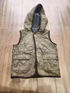 GAP　オリーブグリーン キルティングベスト フード付き