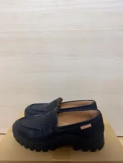 Hender scheme 2146 ローファー　vibramのサムネイル