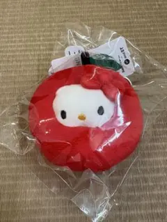 【新品•未使用】Me % HELLO KITTY ぬいキーホルダー　りんご