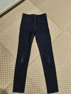 Item thumbnail for item 22779169-137a-410a-8f8b-d81c96f21e70