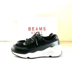 スニーカー23.5新品