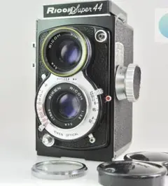 リコー スーパー４４ 二眼レフカメラ Ricoh Super 44 - Camera-wiki.org - The free camera encyclopedia