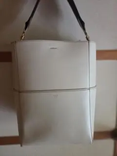 2026年最新】celine フィービー サングラスの人気アイテム - メルカリ
