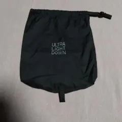 UNIQLO ULTRA LIGHT DOWN 収納袋