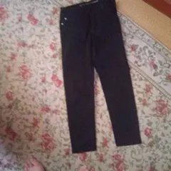 ブラック スリムフィット カジュアルパンツ