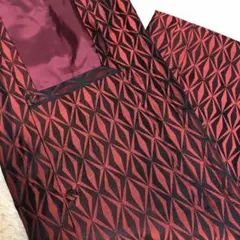 レトロな道行　朱と黒　幾何学チックな変わり菱模様