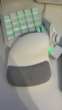 未使用品 Razer Tartarus Pro Mercury White - メルカリ