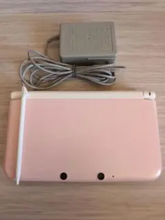 ニンテンドー3dsll　ピンク×ホワイト　充電器　タッチペン