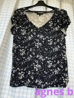 アニエスベー agnes b. 花柄　Vネック　半袖カットソー 1