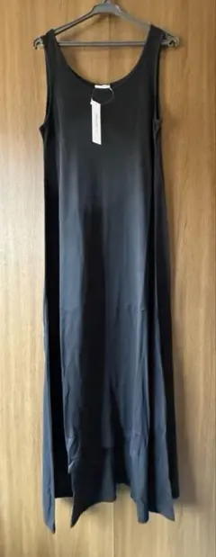 Newlyme 【新品未使用】ノースリーブ ワンピースLサイズ ブラックのサムネイル