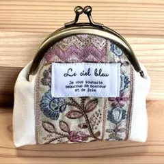 インド刺繍　がま口ポーチ　円形口金10センチ　隠れ猫ちゃん