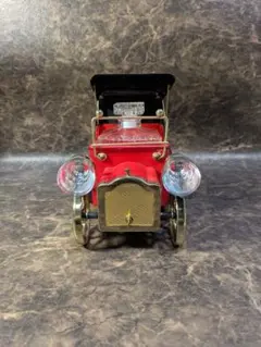 Item thumbnail for item 44a7c67b-3314-4957-8132-e8dcf8673dad