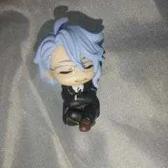 肩ズンFig. ディズニー ツイステッドワンダーランド アズール