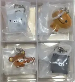 サンエックスユニバースマスコットチャーム　みかんぼうや　モノクロブー　リラックマ