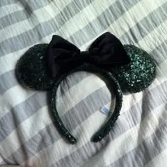 ディズニー　ハロウィン限定　カチューシャ　スパンコール　緑
