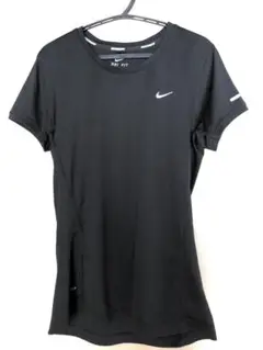 Nike DRI-FIT ブラックショートスリーブ(レディース:Sサイズ)