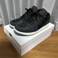 NIKE AIR JORDAN 1 LOW スニーカー