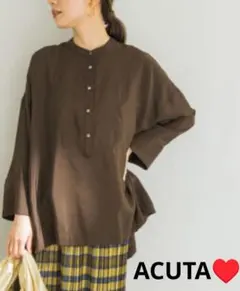 最終値下げ アーバンリサーチ ACUTA フロントデザインドルマンブラウスのサムネイル