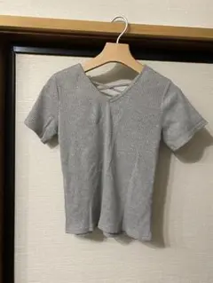 グレー Vネック Tシャツ Mサイズ