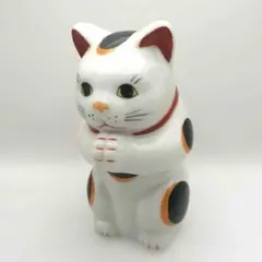 【ラスト１点】瀬戸焼　赤絵お祈り猫(大)　縁起物　陶器置物　高さ12cm