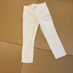 ユニクロ　ホワイト サブリナパンツのサムネイル