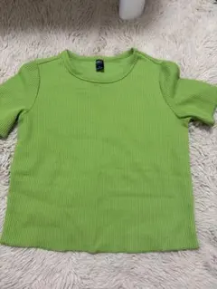 ライムグリーン 半袖Tシャツ
