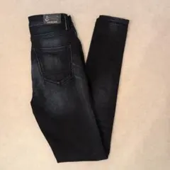 DENHAM デンハム NEEDLENY ハイライズスキニー デニム W24のサムネイル